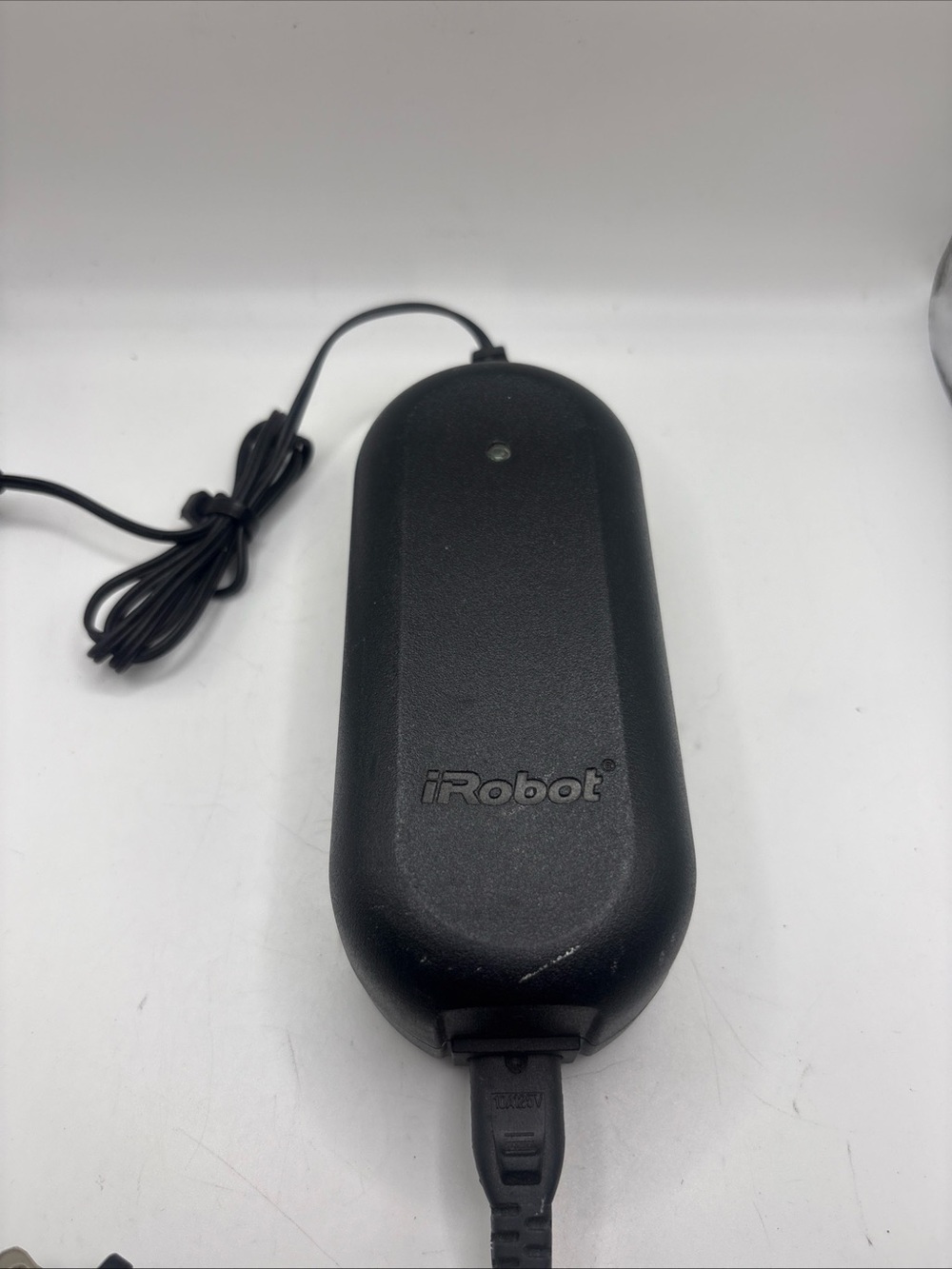 Genuine iRobot Roomba 17063 Power Adapter charger 400 500 600 700 760 780 800